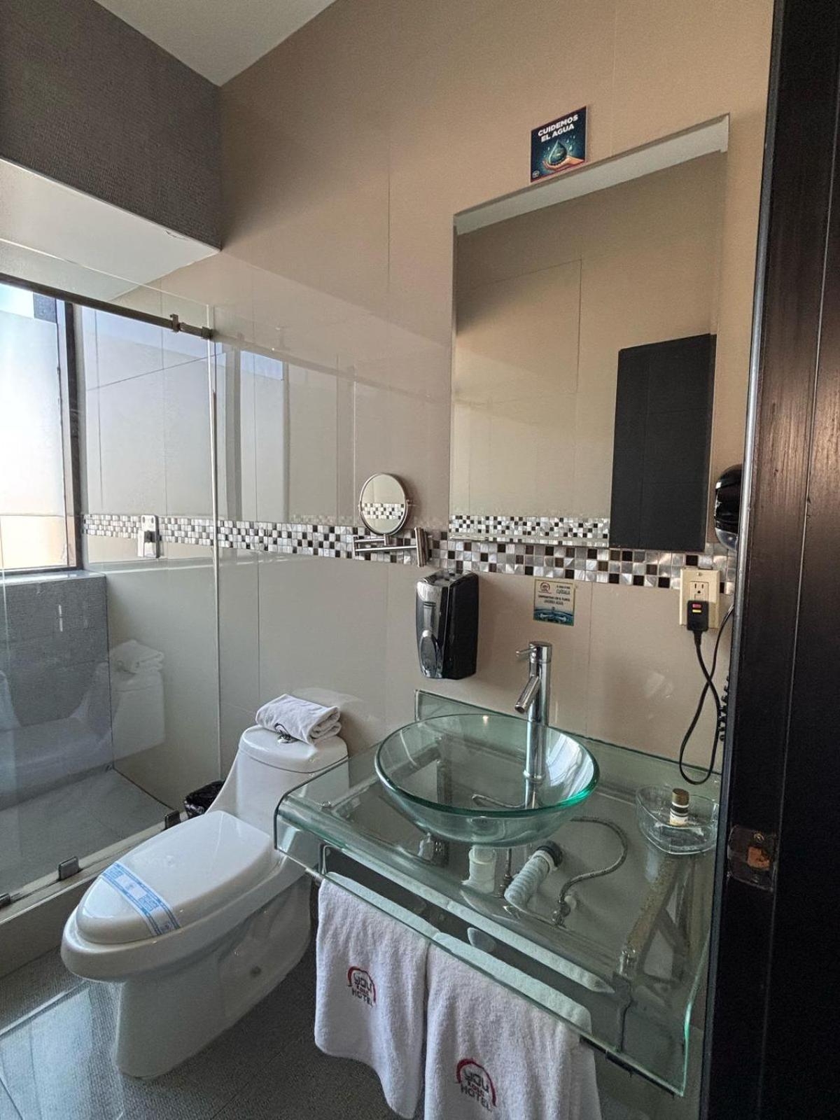 טיחואנה Hotel You Koso מראה חיצוני תמונה